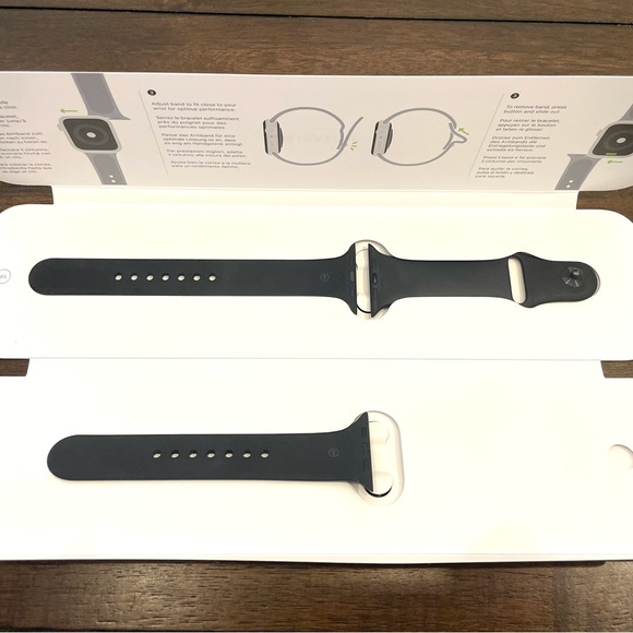 Authentic Black Apple Watch Band - Picture 2 of 4